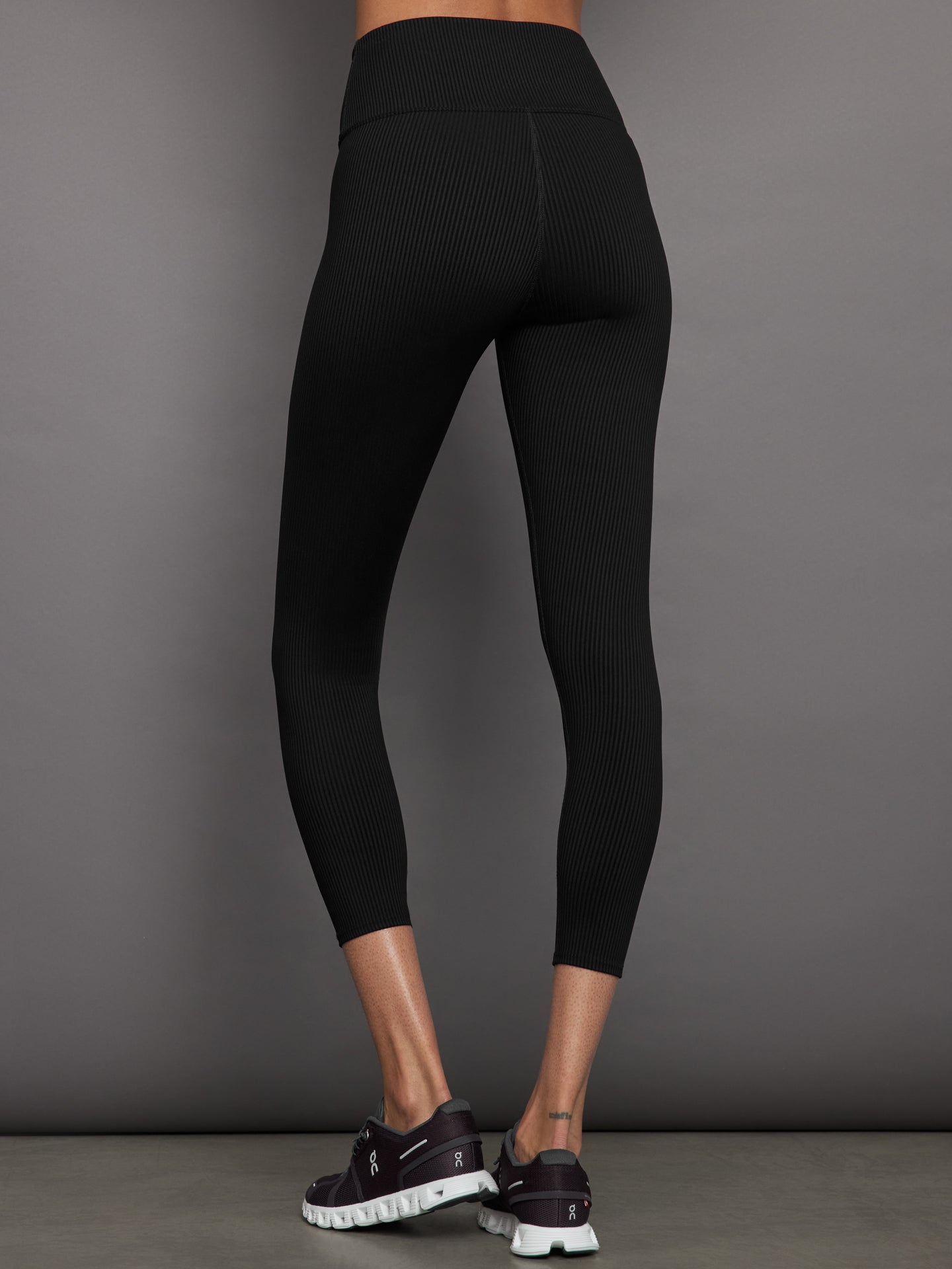 Carbon38 | Ribbed 7/8 Legging | Black