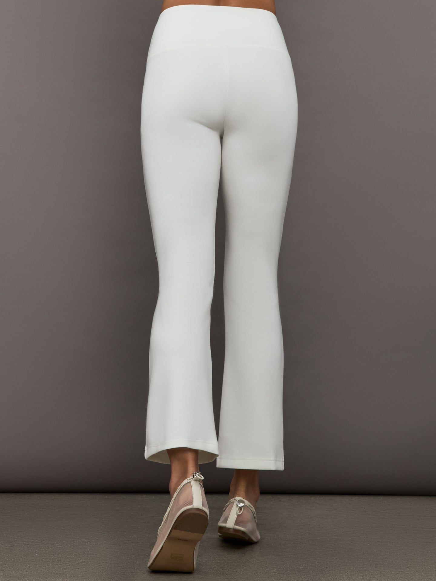 Carbon38 | Kick Flare Pant in Scuba | White