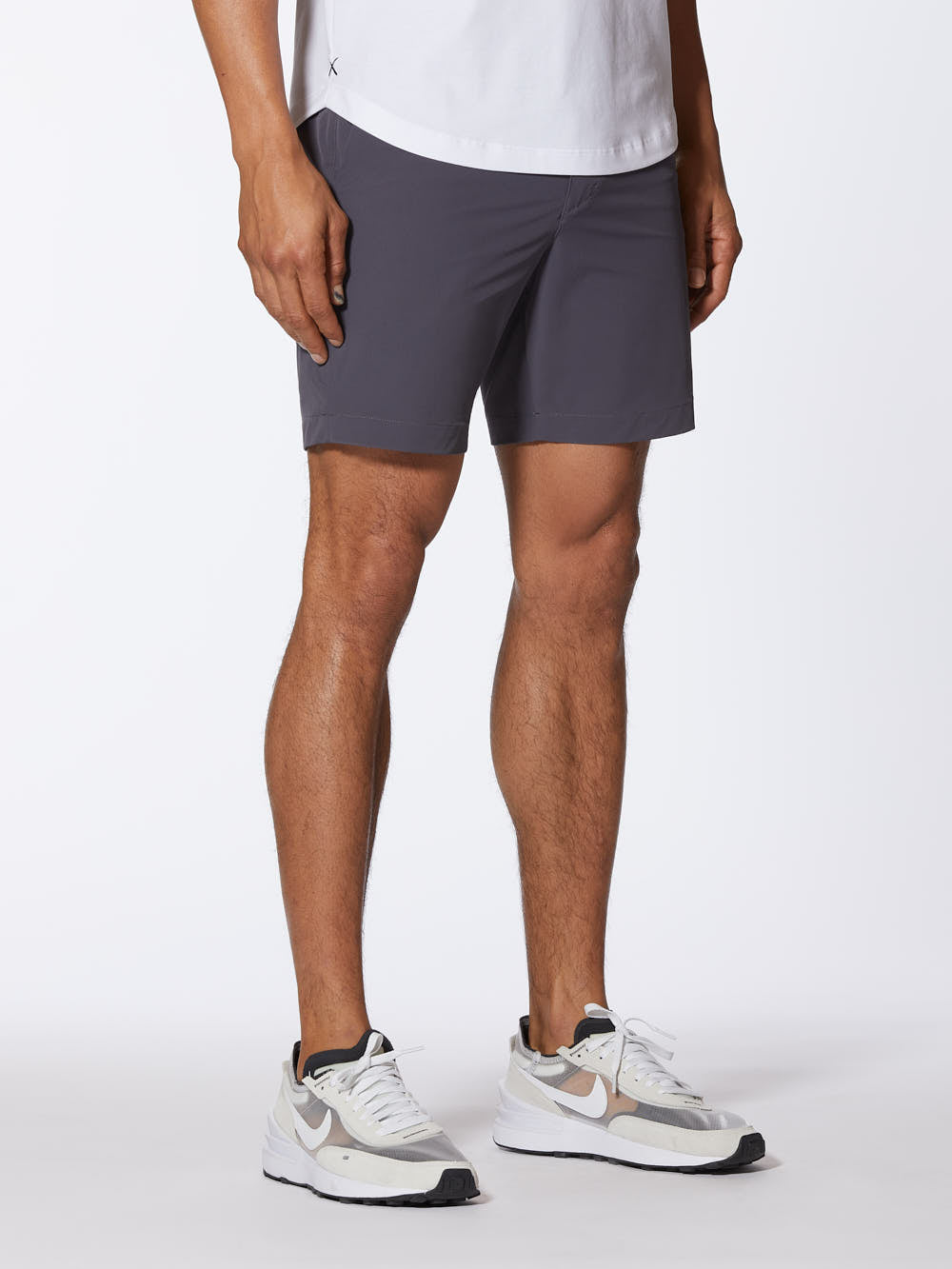 Mens | AO Slim-Fit Versaknit Hybrid Short | Cast Iron