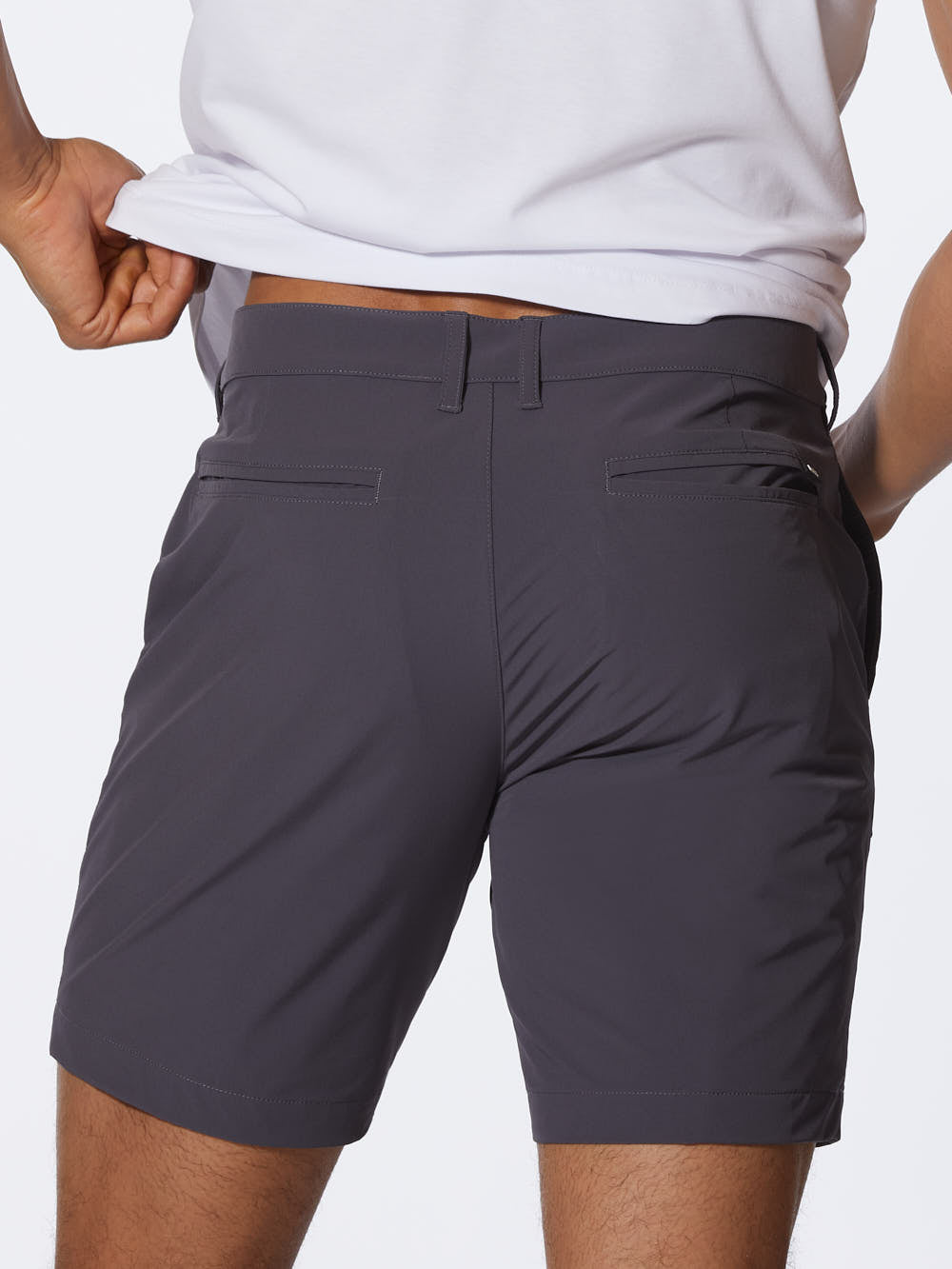 Mens | AO Slim-Fit Versaknit Hybrid Short | Cast Iron