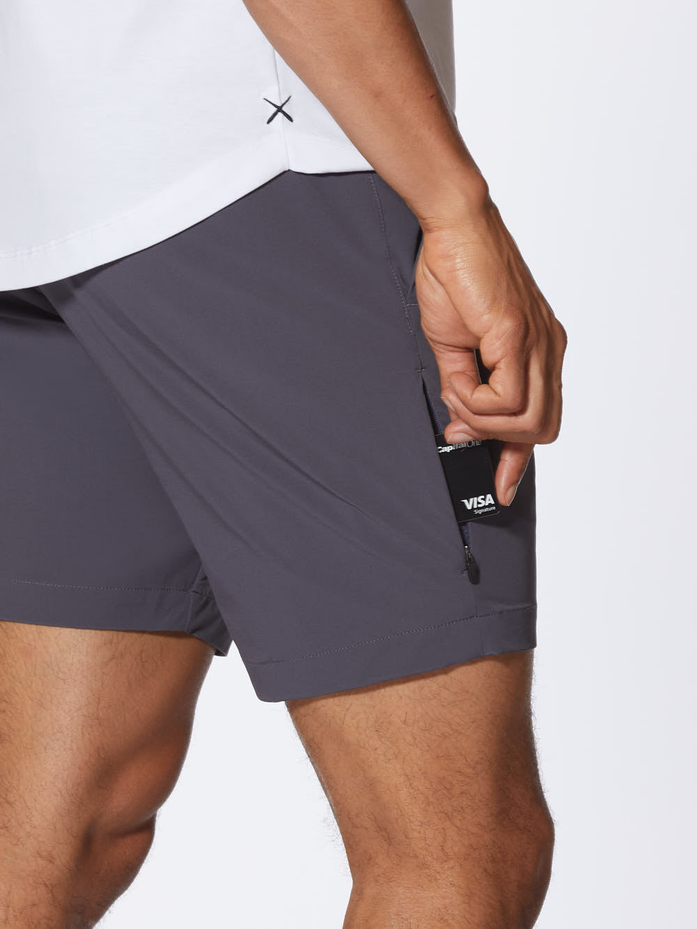 Mens | AO Slim-Fit Versaknit Hybrid Short | Cast Iron