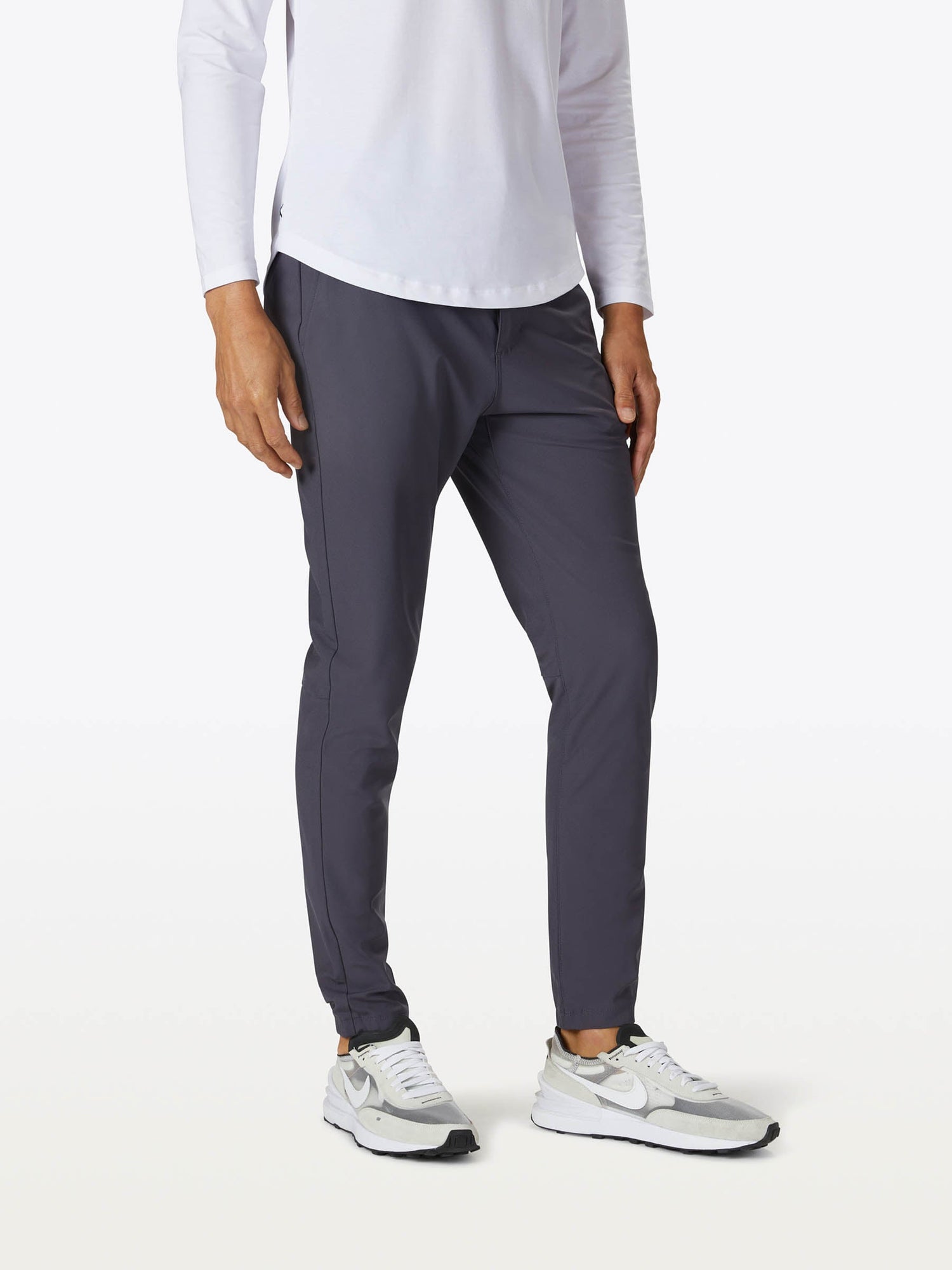 Mens | AO Slim-Fit Versaknit Jogger Tall | Cast Iron
