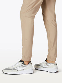 Mens | AO Slim-Fit Versaknit Jogger Tall | Coast