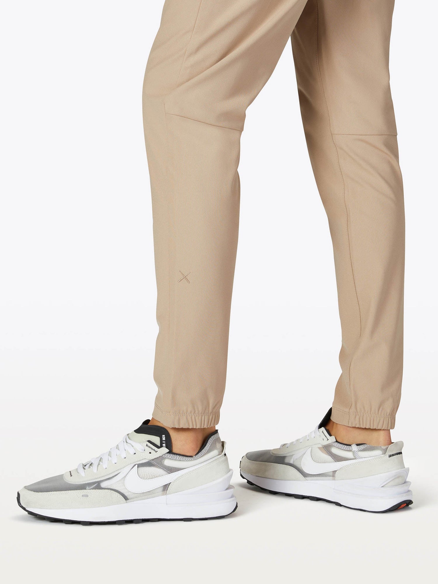 Mens | AO Slim-Fit Versaknit Jogger Tall | Coast