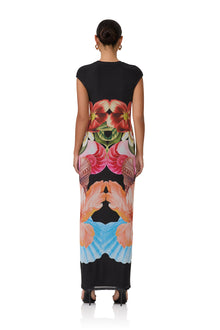 women's maxi length t-shirt shaped dress with capped sleeve in hibiscus shell print