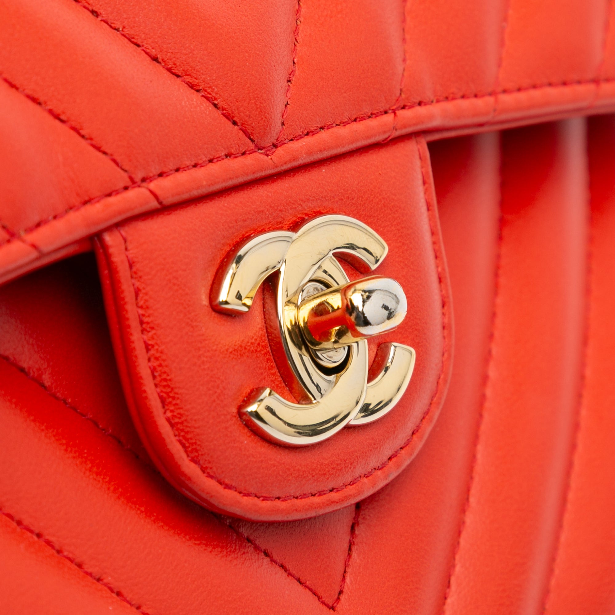 Chanel | Pre-Owned Small Classic Chevron Lambskin Double Flap | Orange/Dark Orange