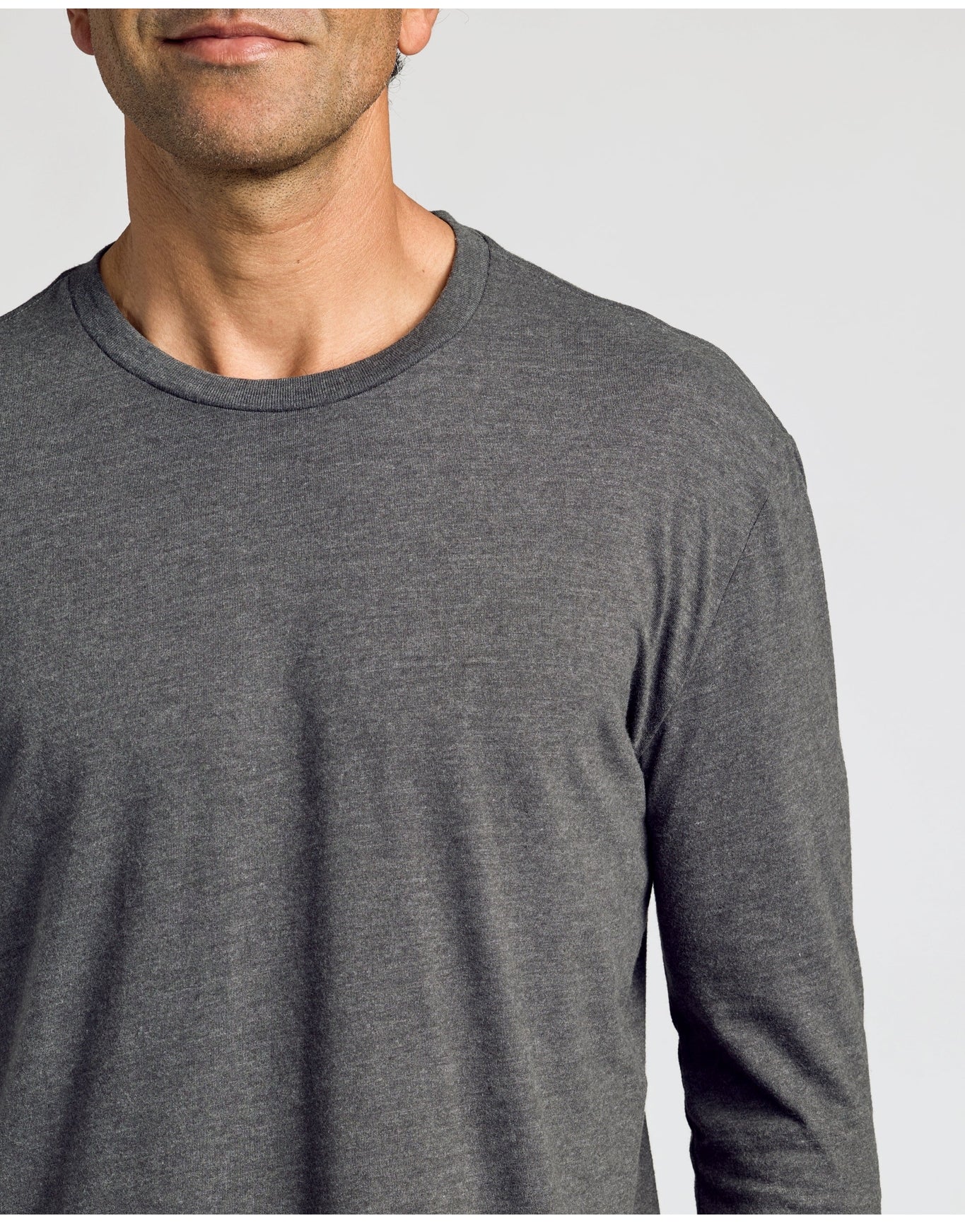 Classic Long Sleeve Crew Neck | Charcoal Heather Gray