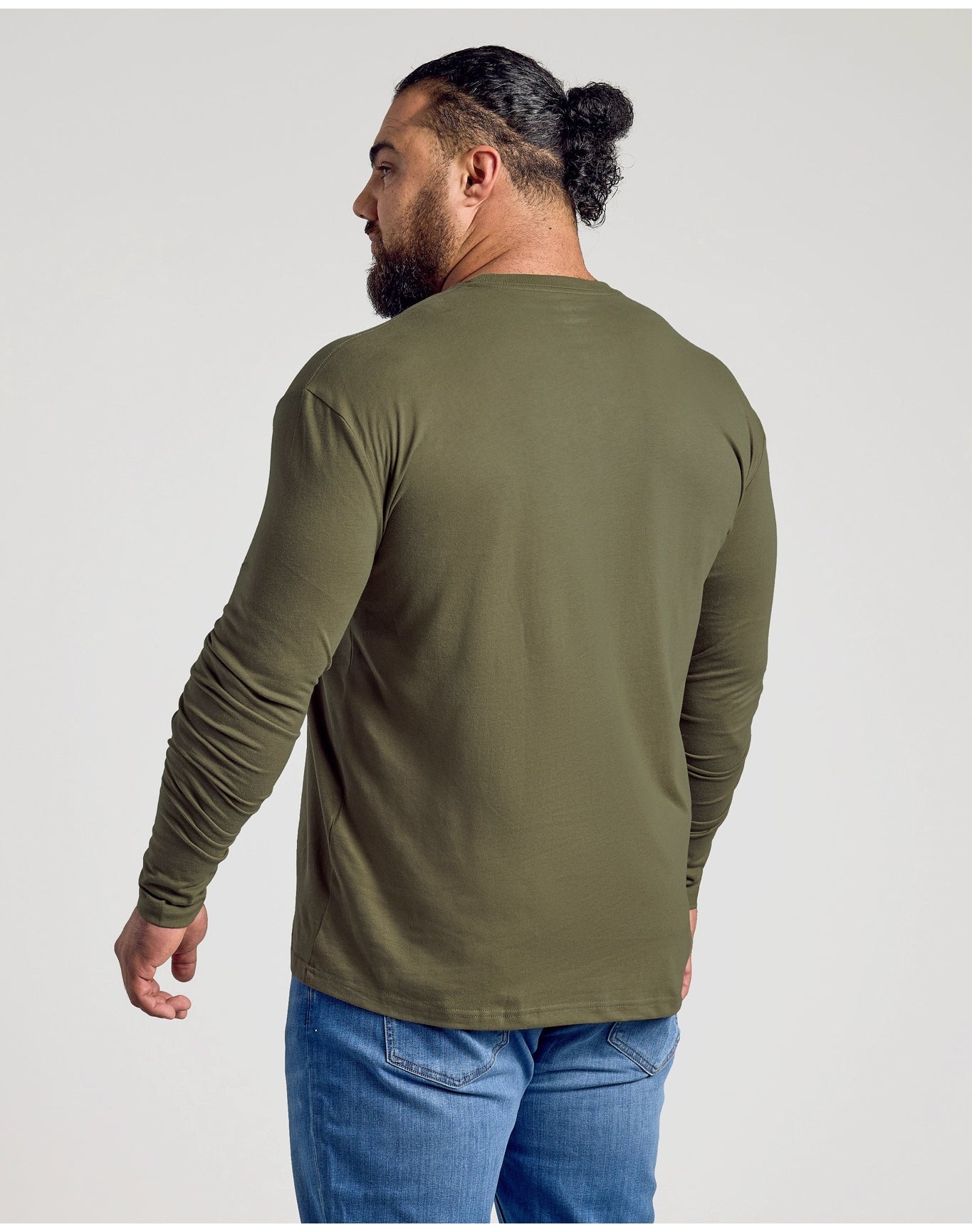 Classic Long Sleeve Crew Neck | Military Green
