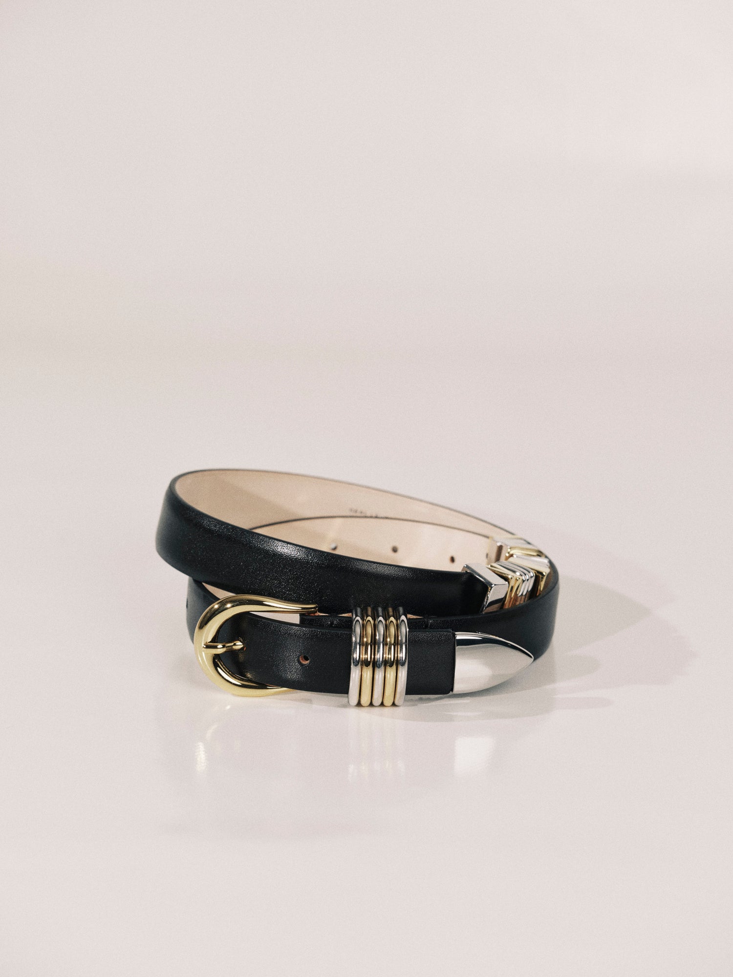 Hollyhock Richa | Black & Silver & 24K Gold