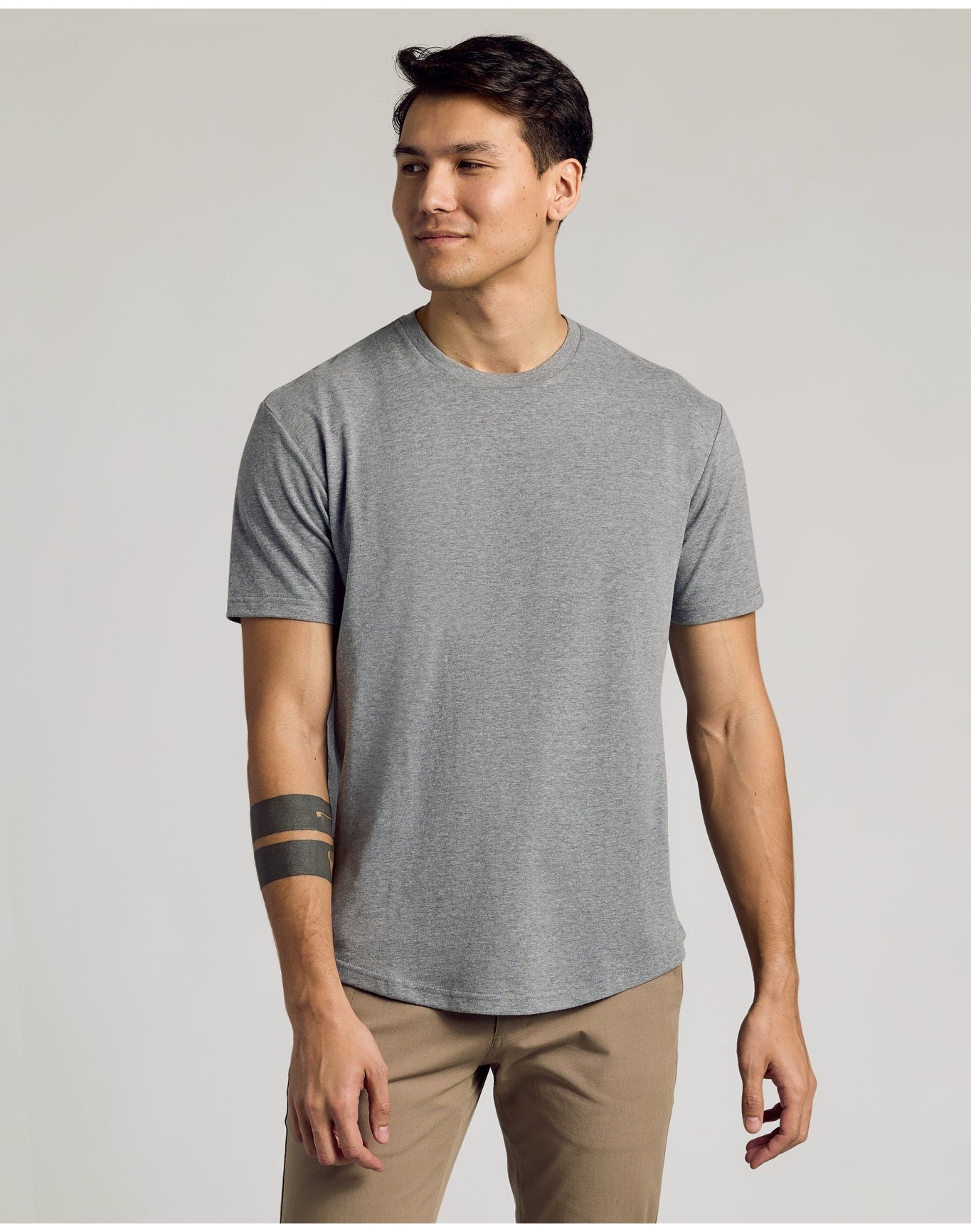 Curved Hem Classic Crew Neck | Heather Gray