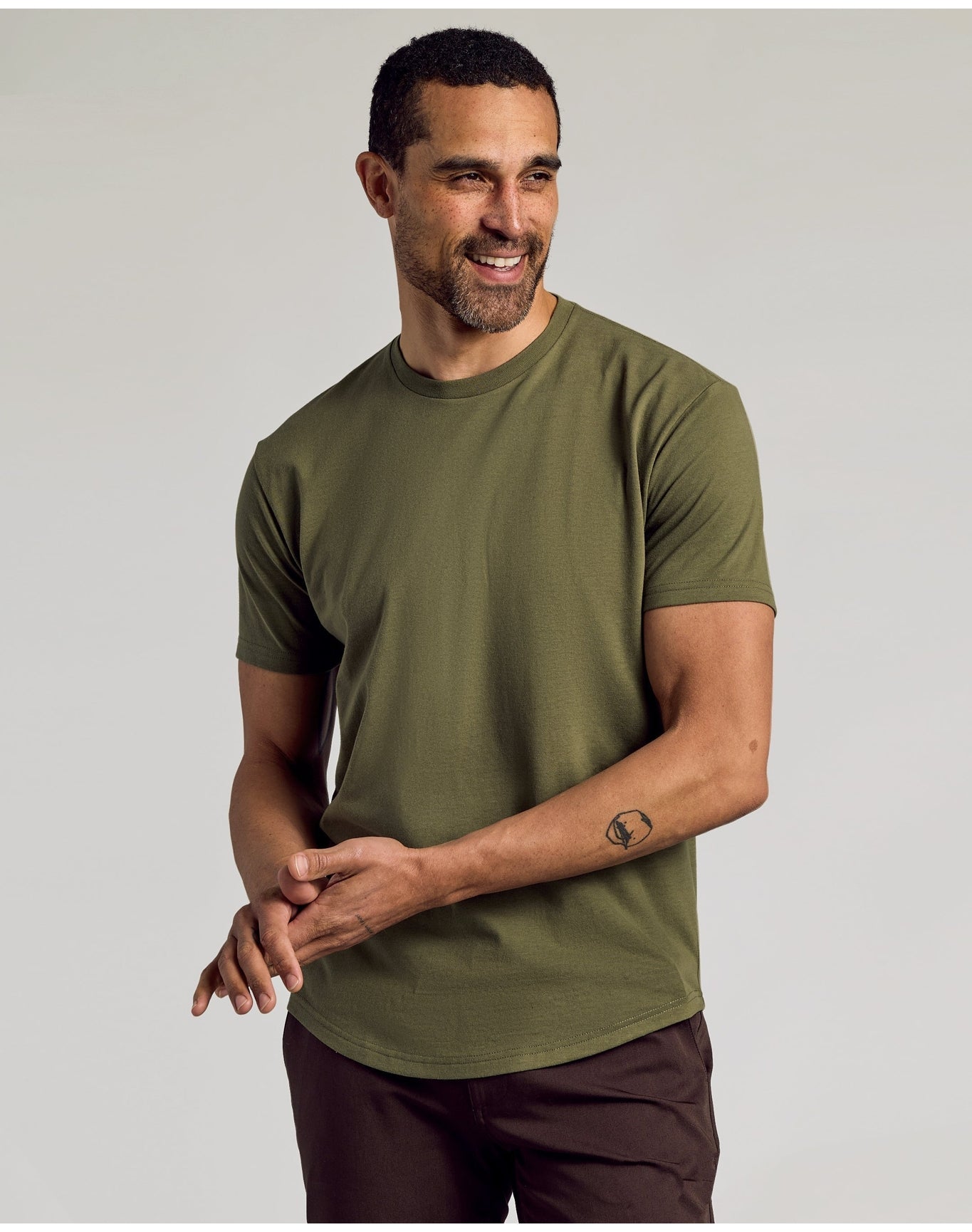 Curved Hem Classic Crew Neck | Military Green