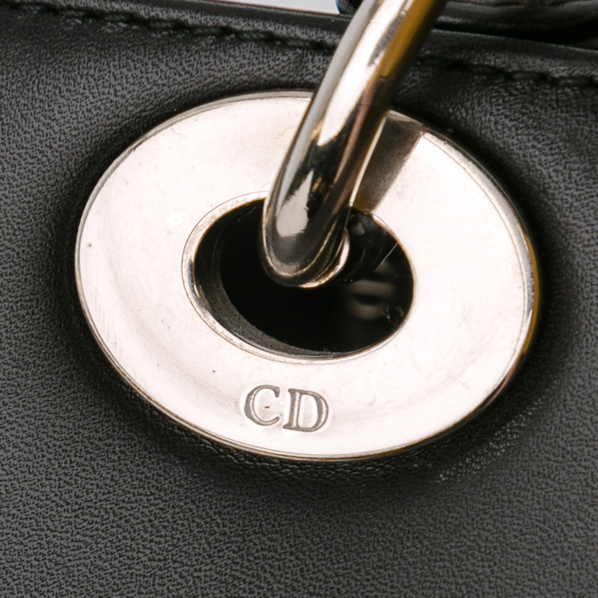 Dior | Pre-Owned Medium Calfskin Pockets Lady | Black