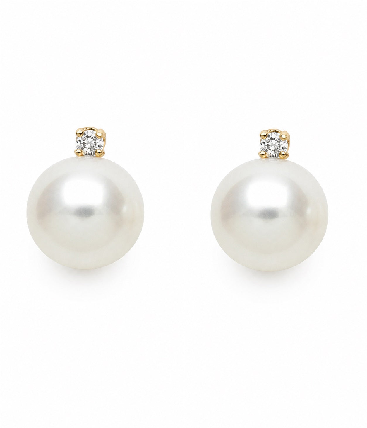 Round Stud Earrings | 14K Yellow Gold | 0.066 Carat Lab Grown Diamond/White Freshwater Pearl | 9mm - 10mm | G-SI