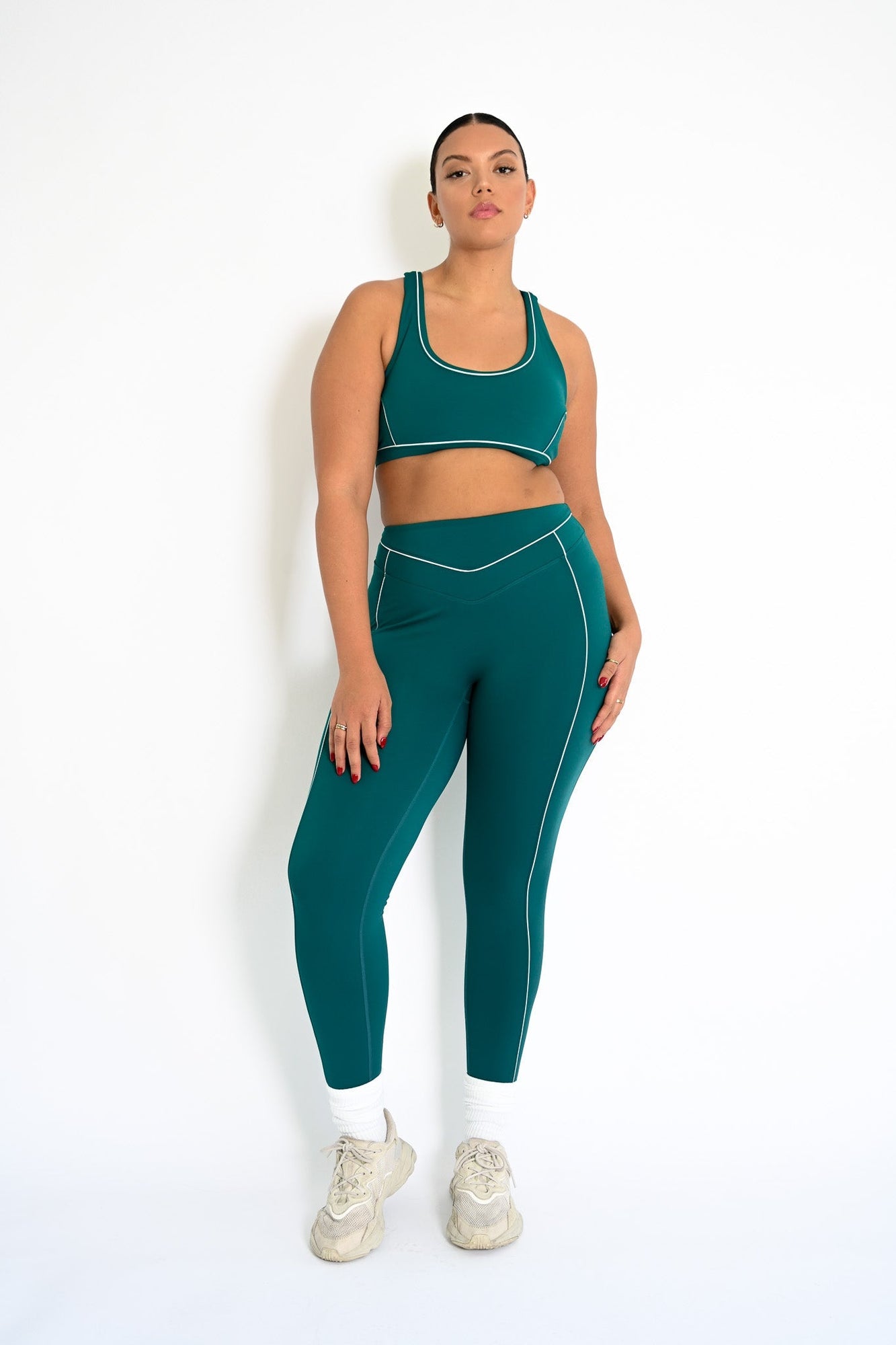 Aster Contour Sports Bra | Green