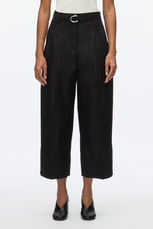 Double Pleat Wide Cropped Pant | Black