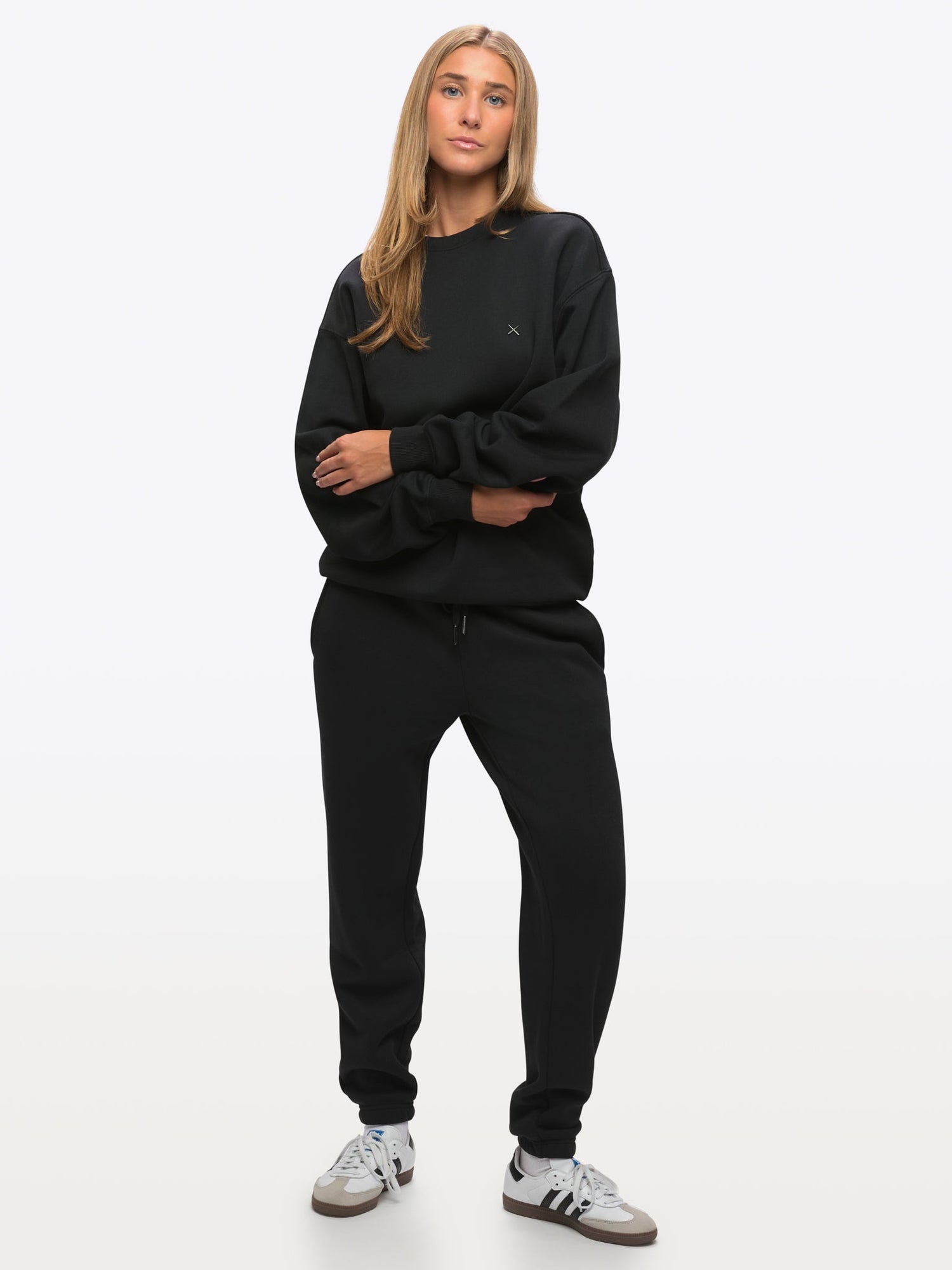 Womens | Divine Relaxed-Fit Fleece Pullover | Black