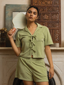 Women | Edda Short | Reseda