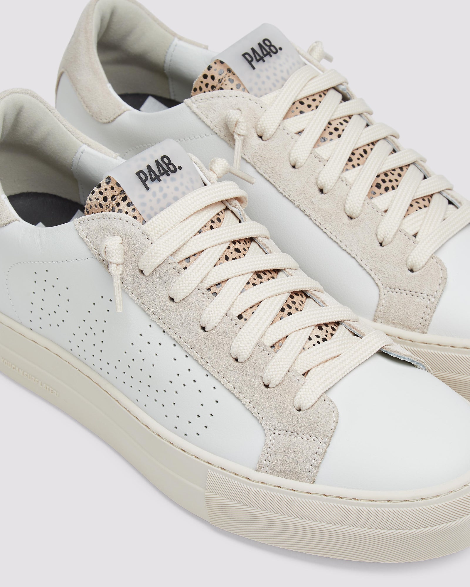 Women | Thea Trek | White/Neutral
