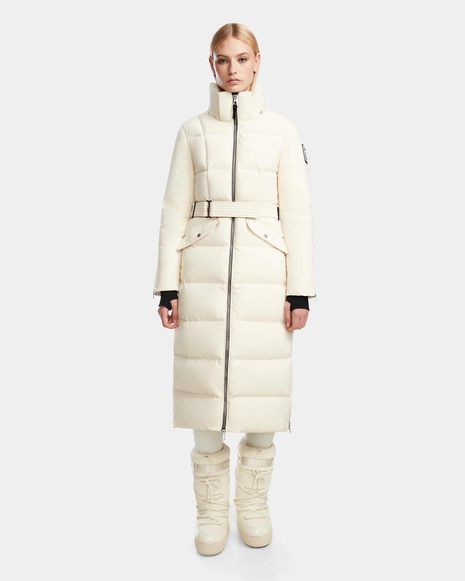 Women | CALI - 8122502 | Iceland