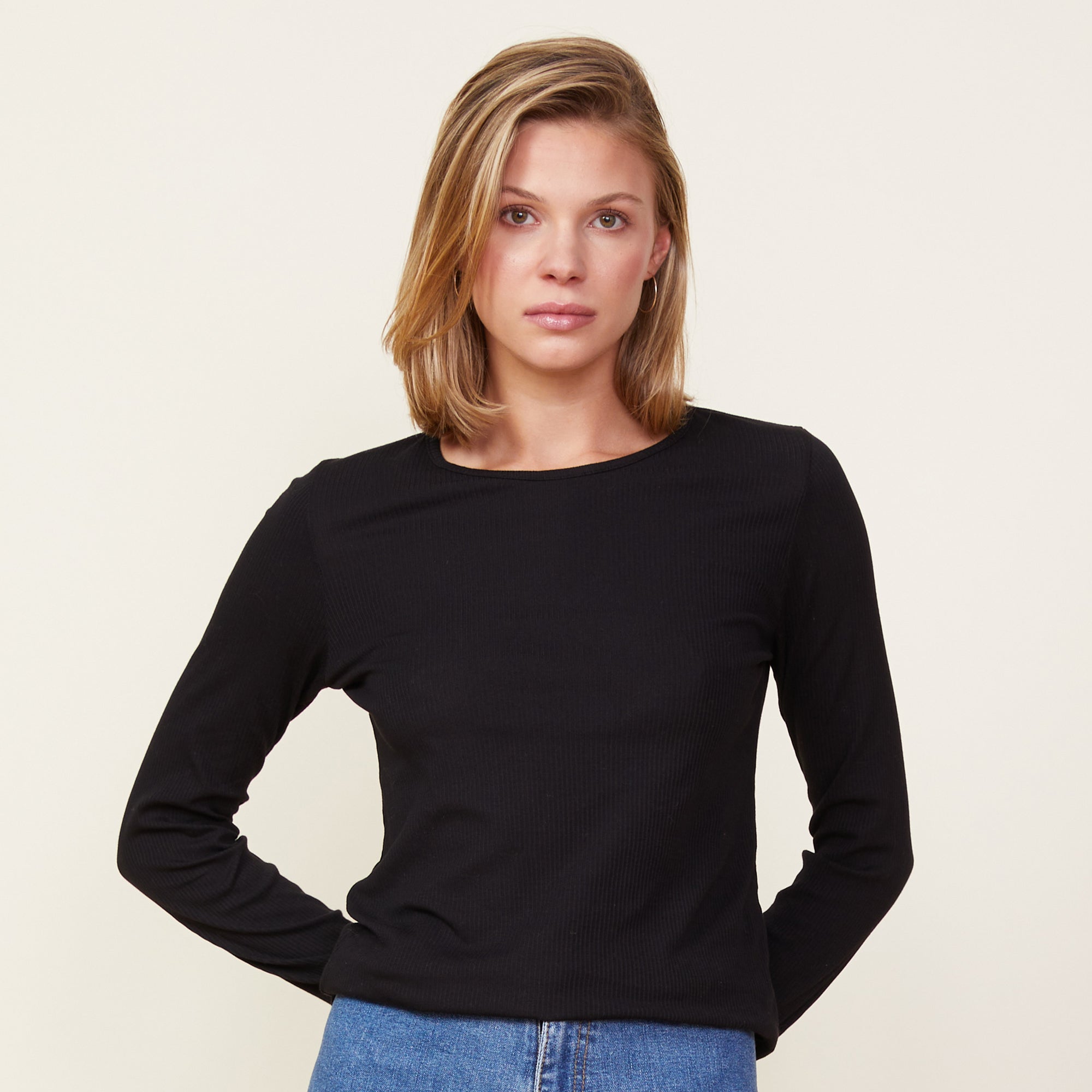 Needle Rib Long Sleeve Crew | Women | Black