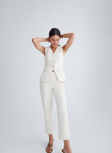 Nicole Vest | Ivory