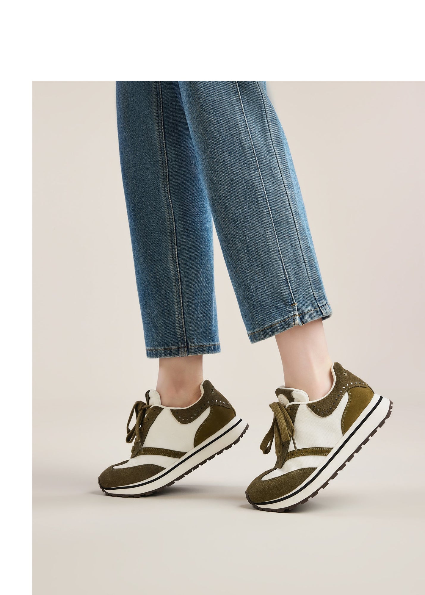 Featherlight Running Shoes | Green