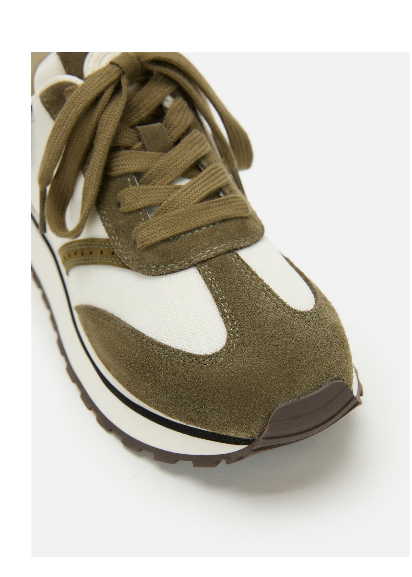 Featherlight Running Shoes | Green