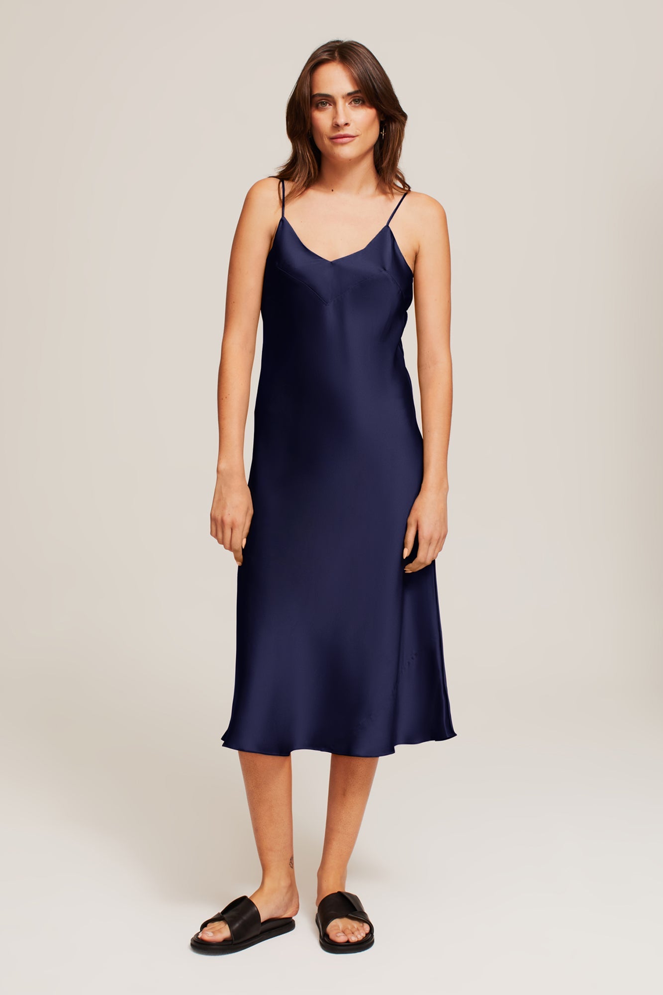 GINIA Silk Nite in Midnight - 100% 19mm Silk Grade 6A