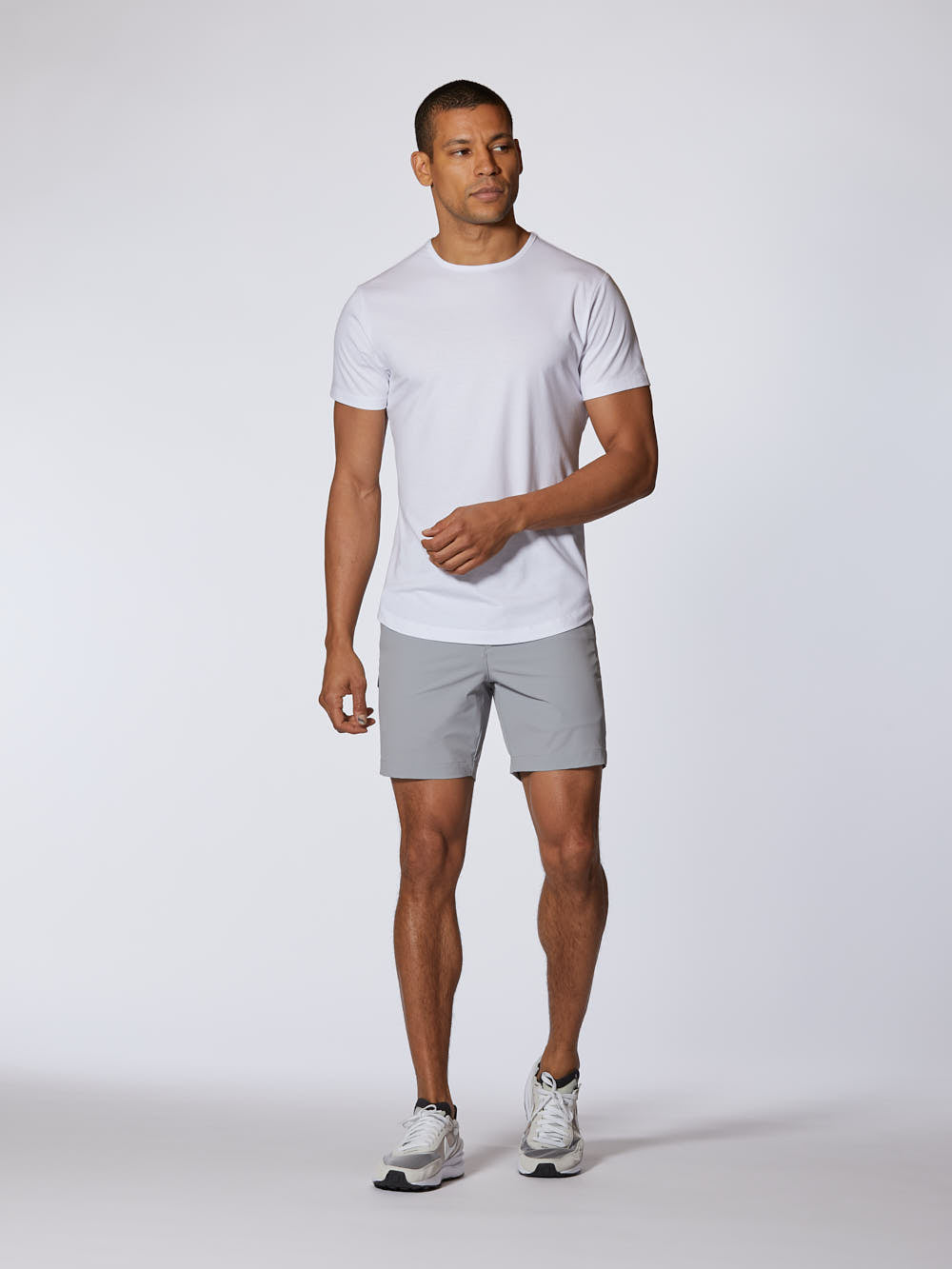 Mens | AO Slim-Fit Versaknit Hybrid Short | Granite