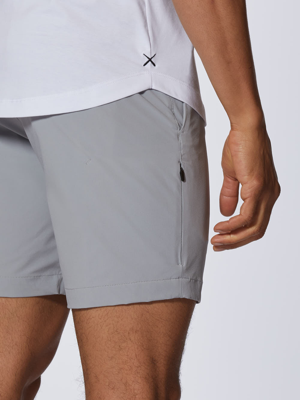 Mens | AO Slim-Fit Versaknit Hybrid Short | Granite