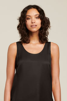 GINIA Washable Silk Tank -Black