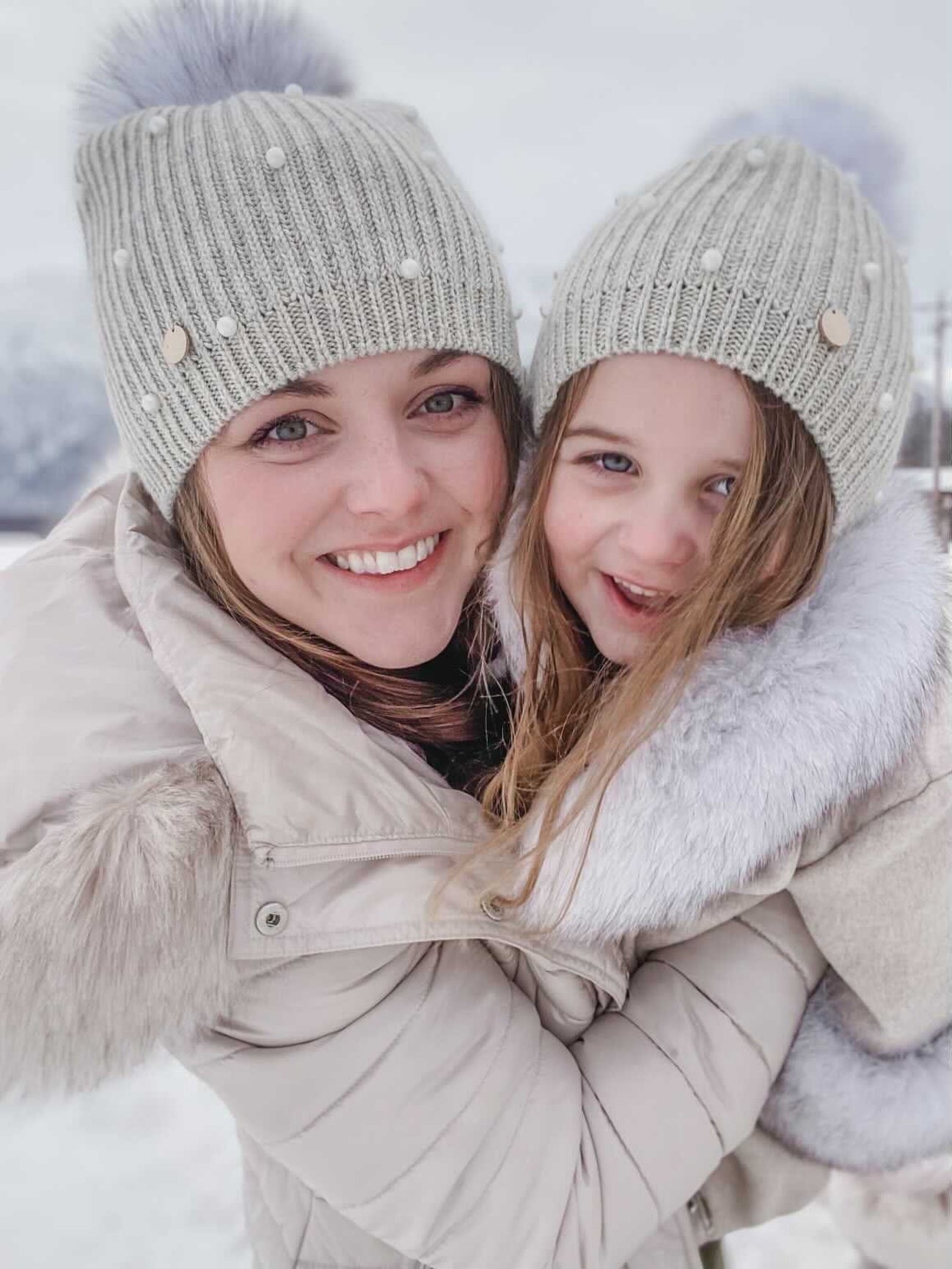 Girl | Pearl Angora Kids Hat | Gray