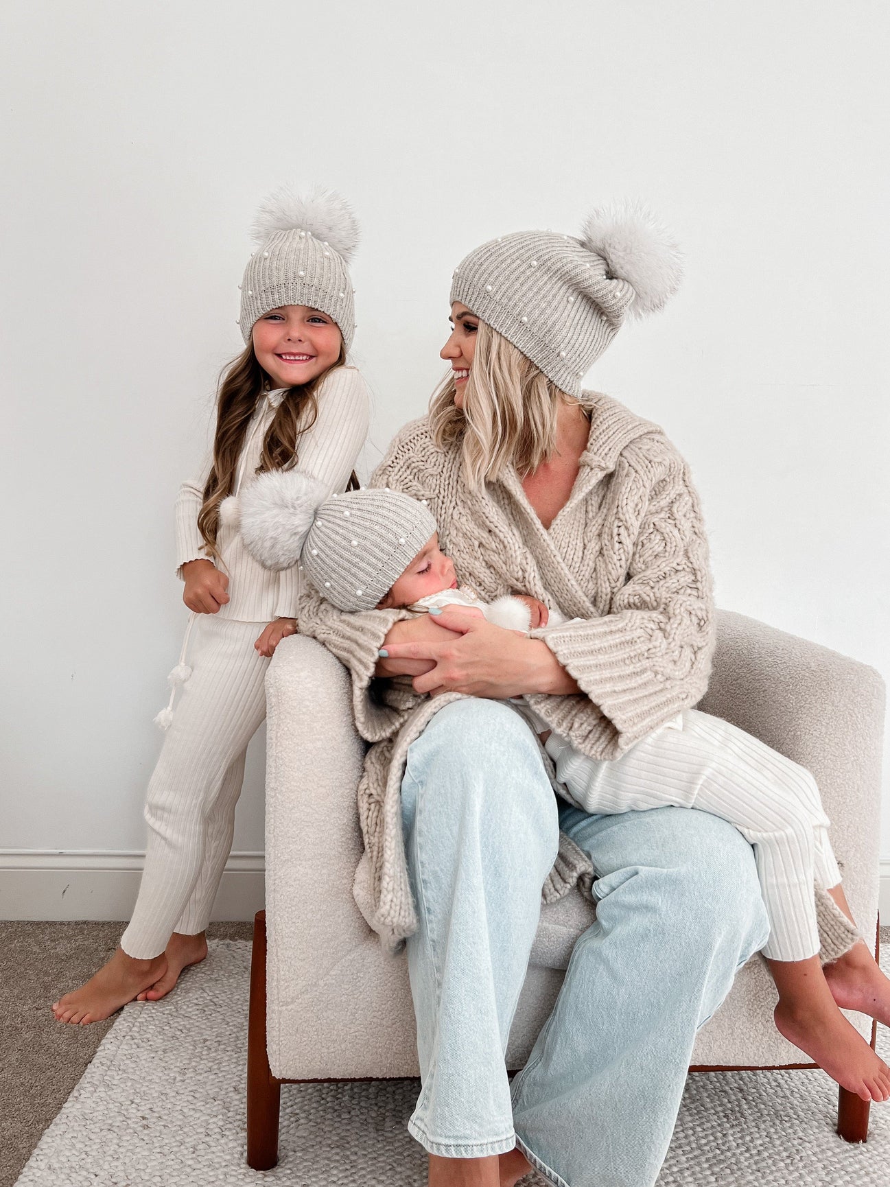 Girl | Pearl Angora Kids Hat | Gray