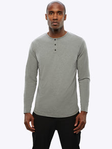 AO Long Sleeve Henley Curve-Hem | Heather Grey Signature-fit PYCA Pro