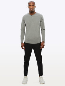 AO Long Sleeve Henley Curve-Hem | Heather Grey Signature-fit PYCA Pro