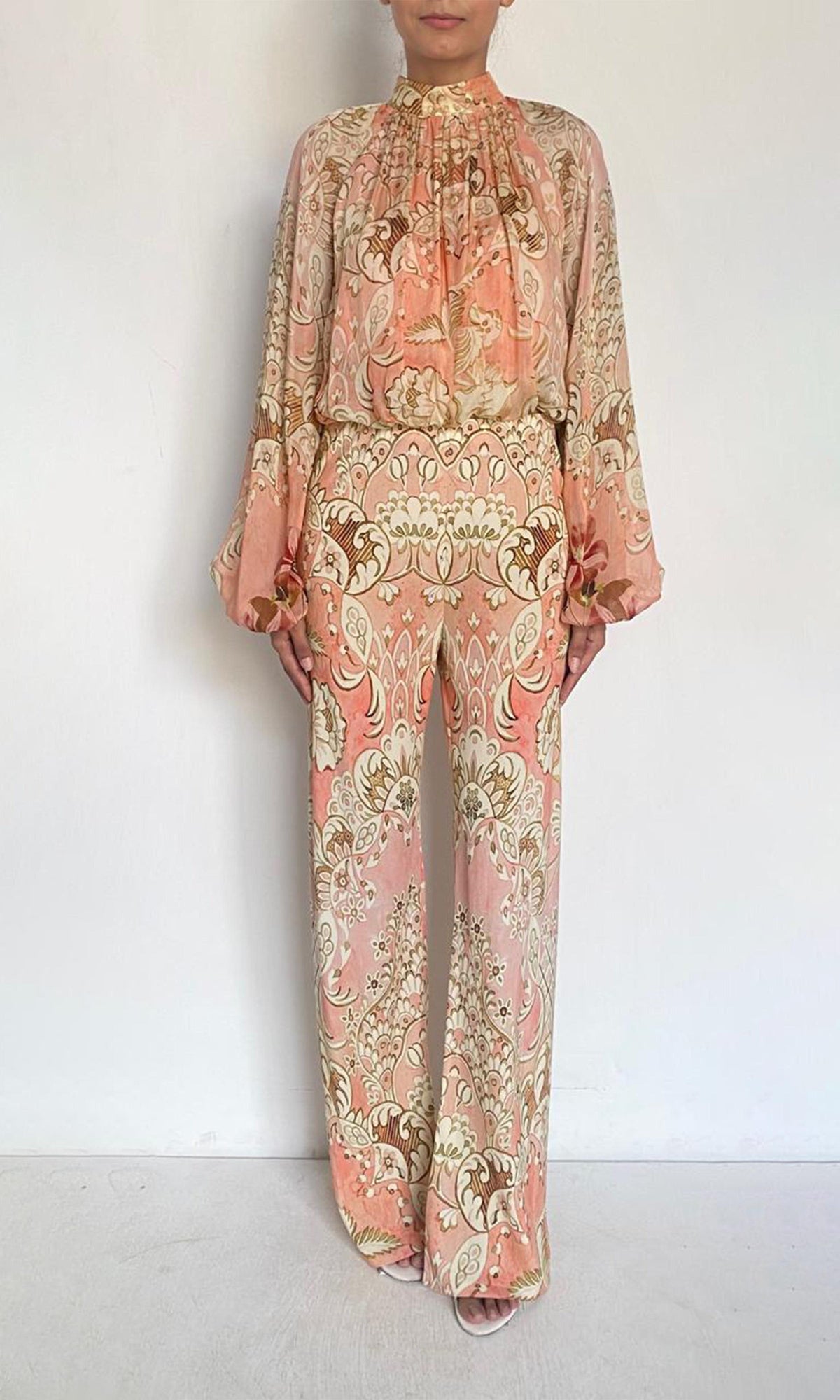 Hemant And Nandita | Anah Viscose Flat Chiffon Crop Top | Peach