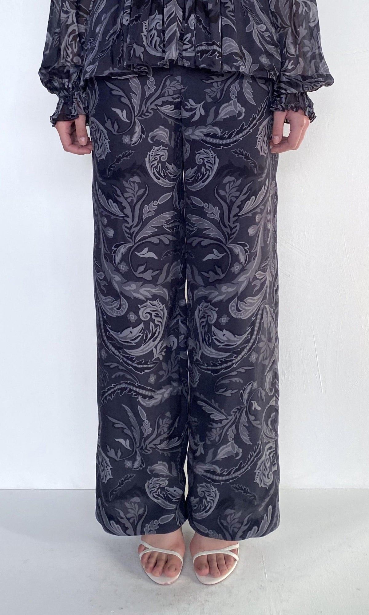 Hemant And Nandita | Atri Viscose Heavy Crepe Straight Pants | Grey