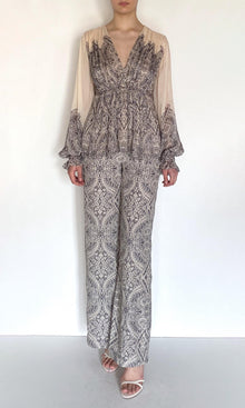 Hemant And Nandita | Chavi Heavy Crepe Straight Pants | Eggshell