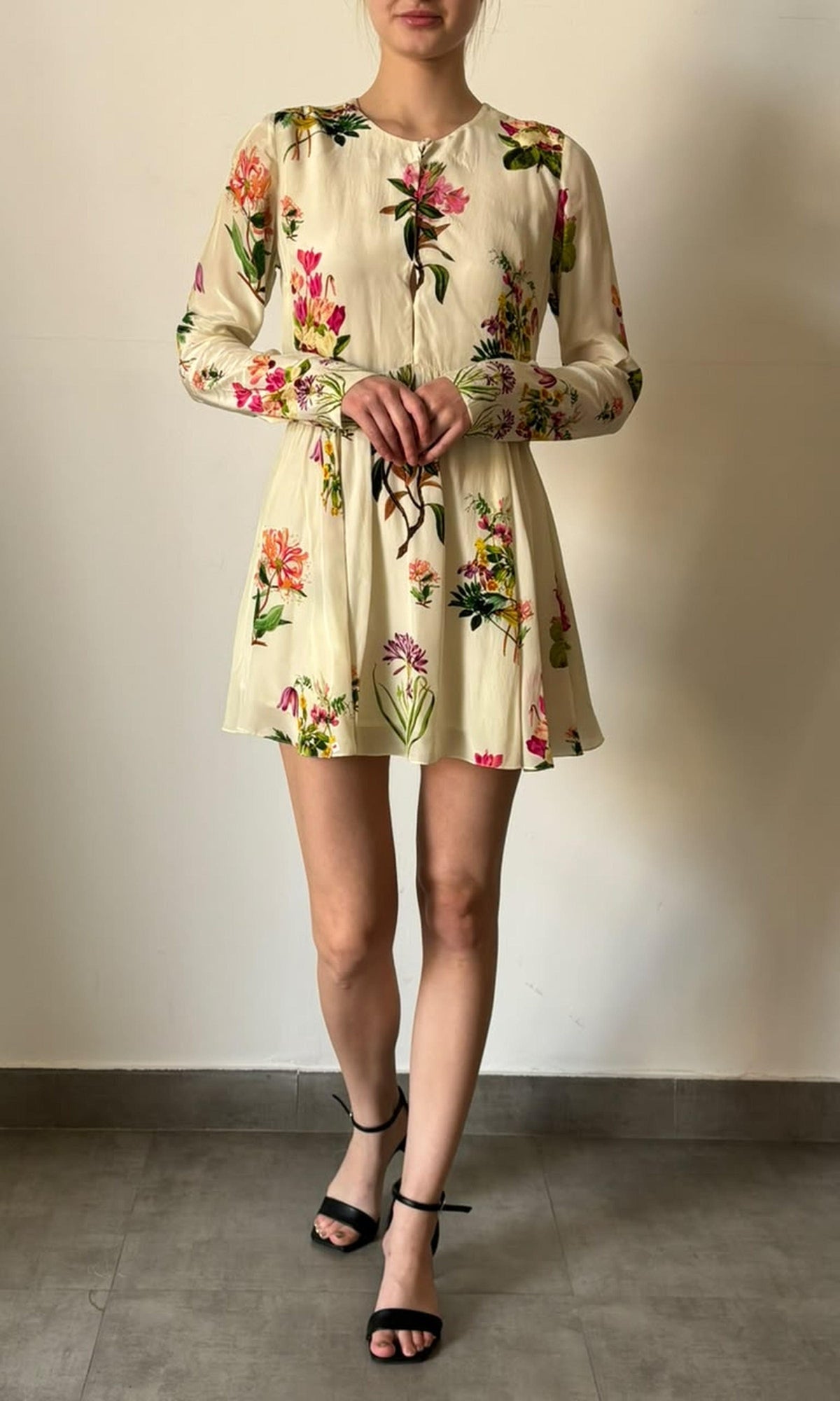 Hemant And Nandita | Inv Natural Crepe Floral Print Short Dress | Cream