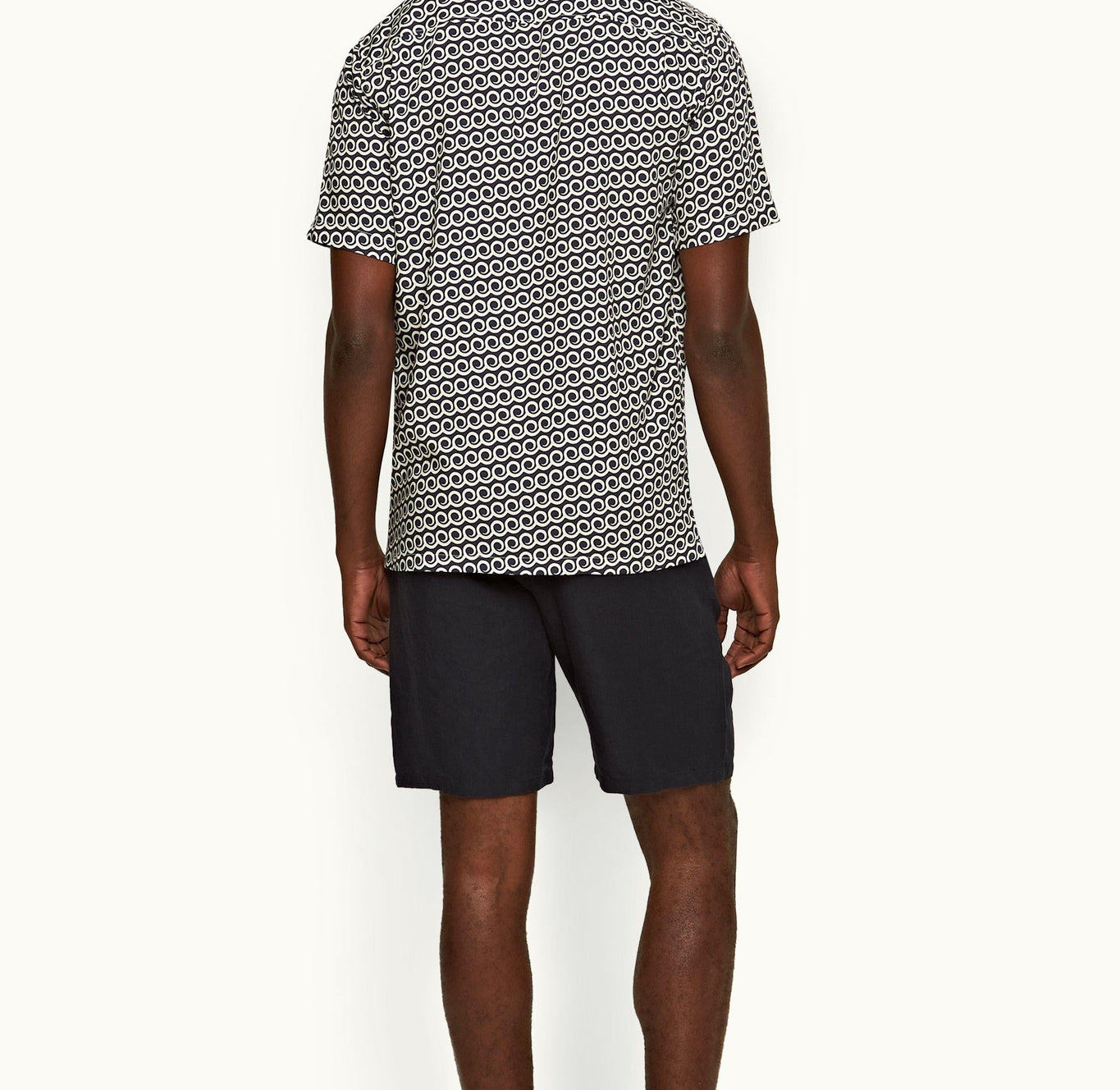 Hibbert Lacuna Capri Collar Shirt | Midnight Navy