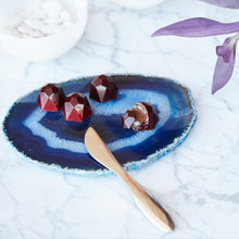 Ita Cheese Plate & Forma Spreader | Azure Agate & Silver | A Set