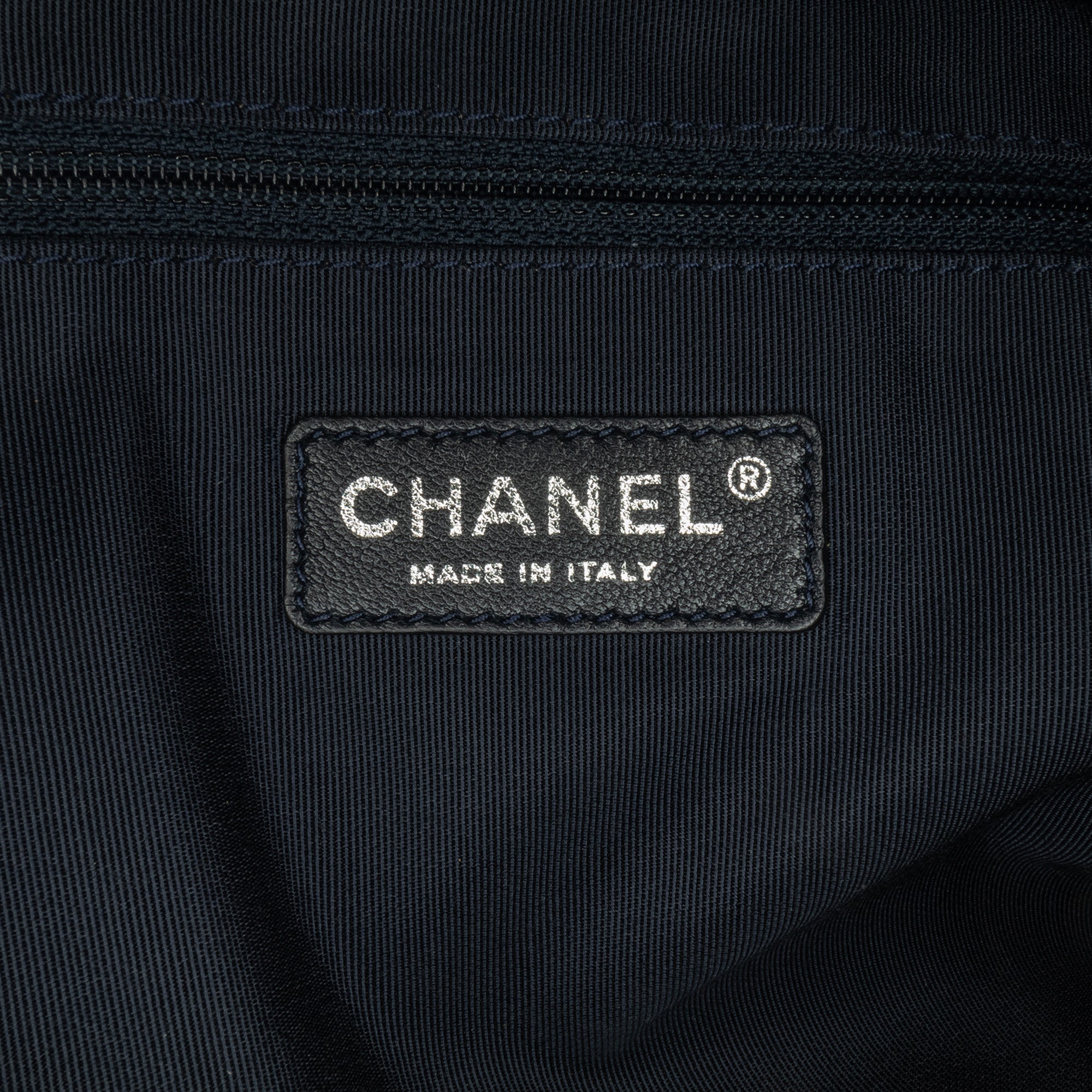 Chanel | Pre-Owned Large Fringed Denim Shopping Tote | Blue/BrownBrownBrownBrownBrown