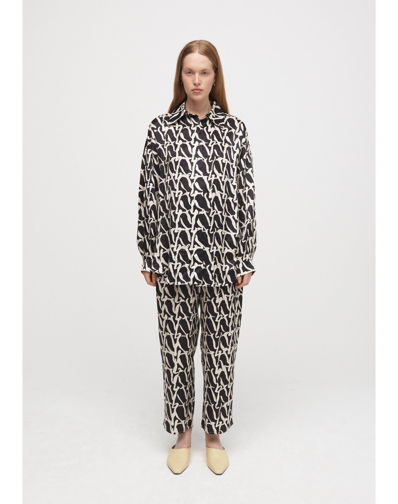 Julia | Silk Print Shirt | Oreo
