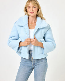 Ice Blue | Model: Lura (size: S) 