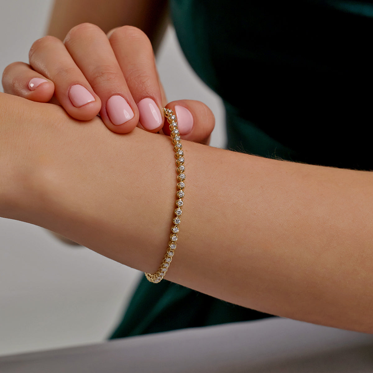 Womens | Tennis Bracelet | 14K Yellow Gold | 2 CTW Round Cut Lab Grown Diamond | E-VS1