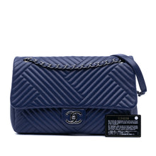Chanel | Pre-Owned Large Lambskin CC Crossing Flap | Blue/Dark Blue