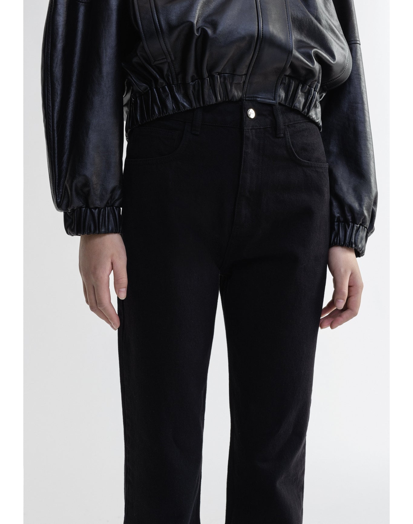 Kato | Straight Leg Jeans | Black