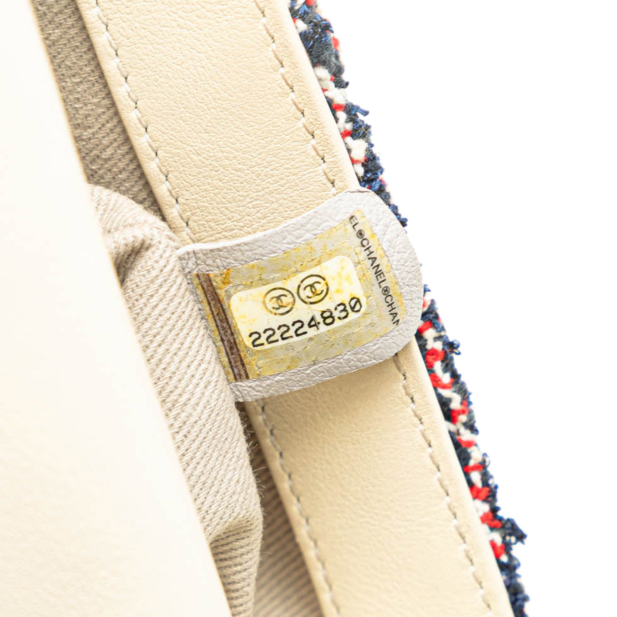 Chanel | Pre-Owned Mini Rectangular Tweed Single Flap | BlueWhite/Ivory