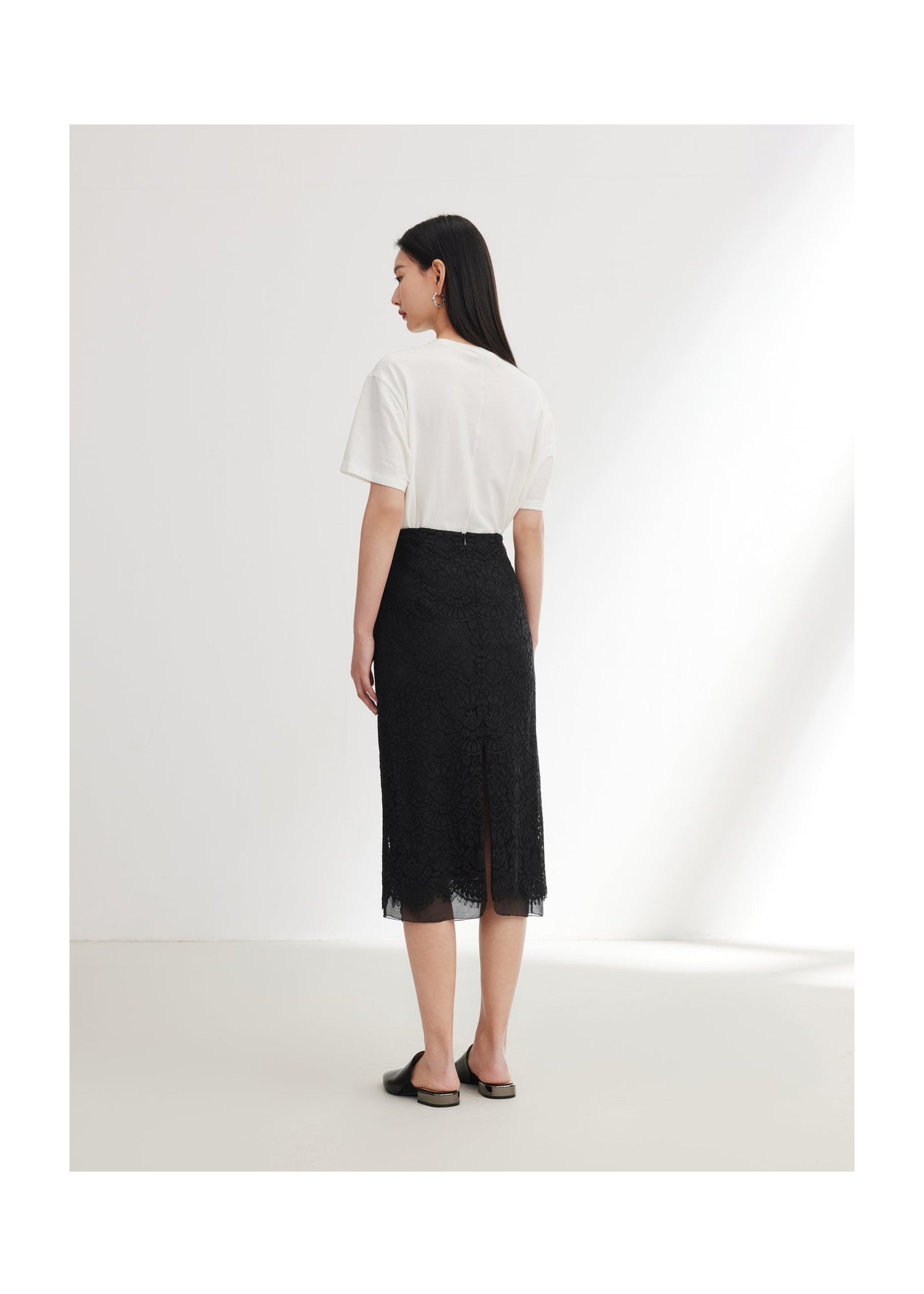 Lace Straight Skirt | Black