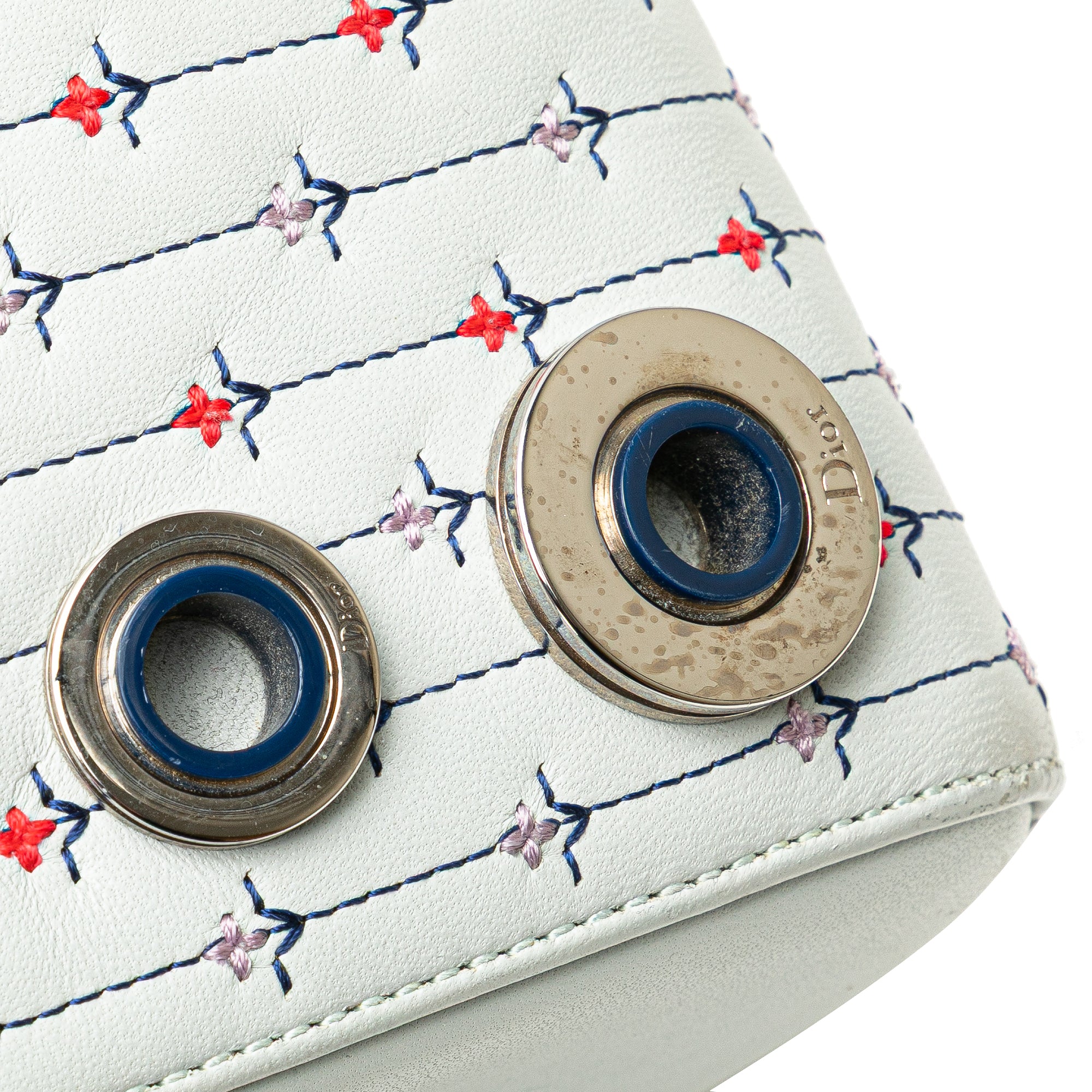 Dior | Pre-Owned Medium Calfskin Embroidered Flower Lady | White